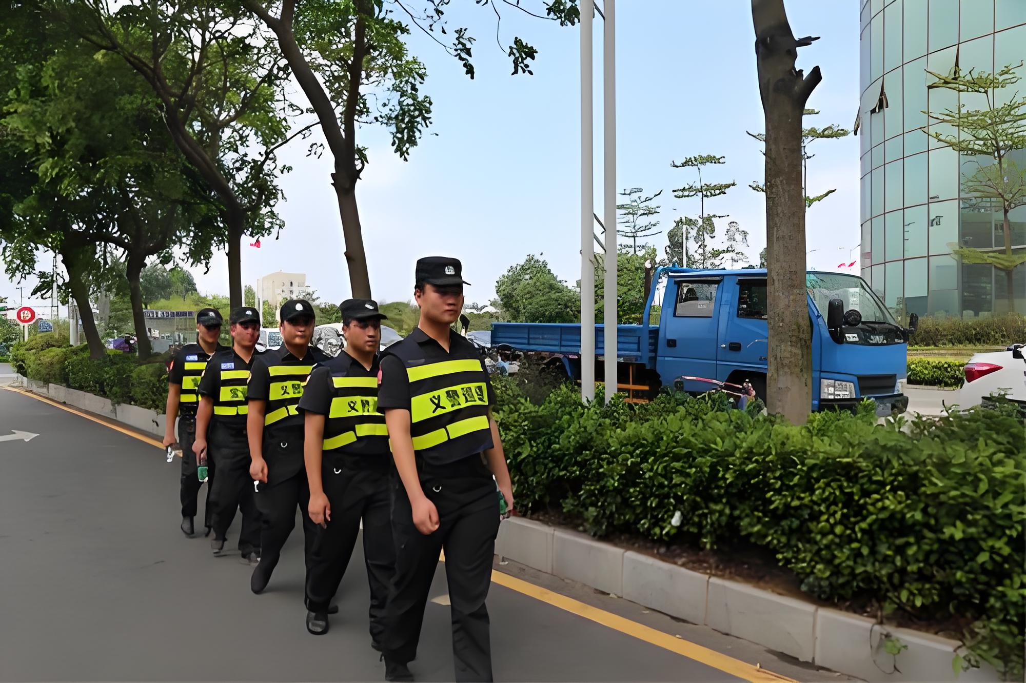安全反光衣在安保工作中的重要作用